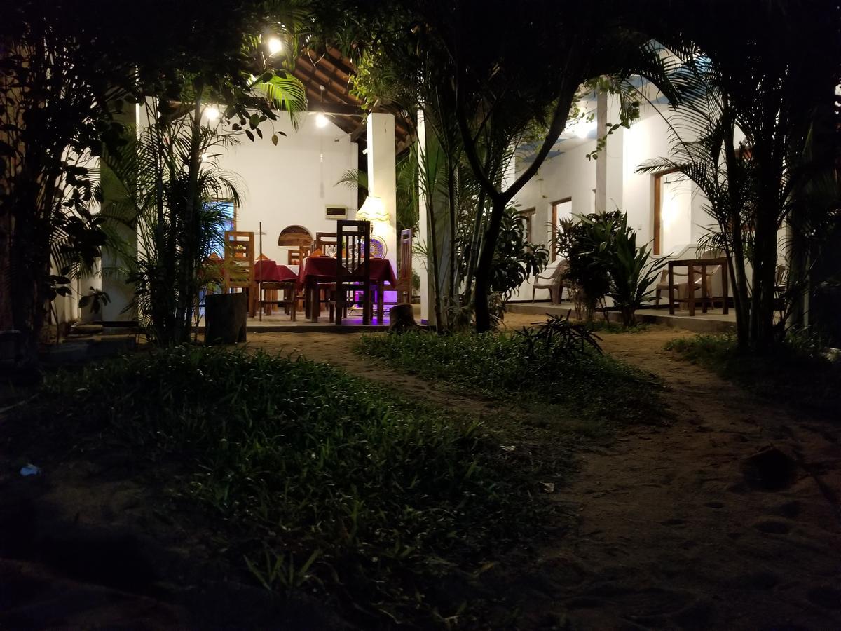 Utopia Arugambay Arugam Bay Esterno foto